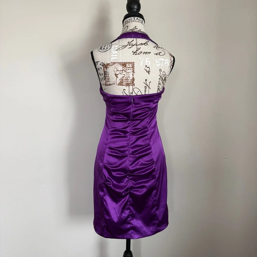 Vintage purple halter mini ruched dress with rhinestone detail - Picture 4 of 11